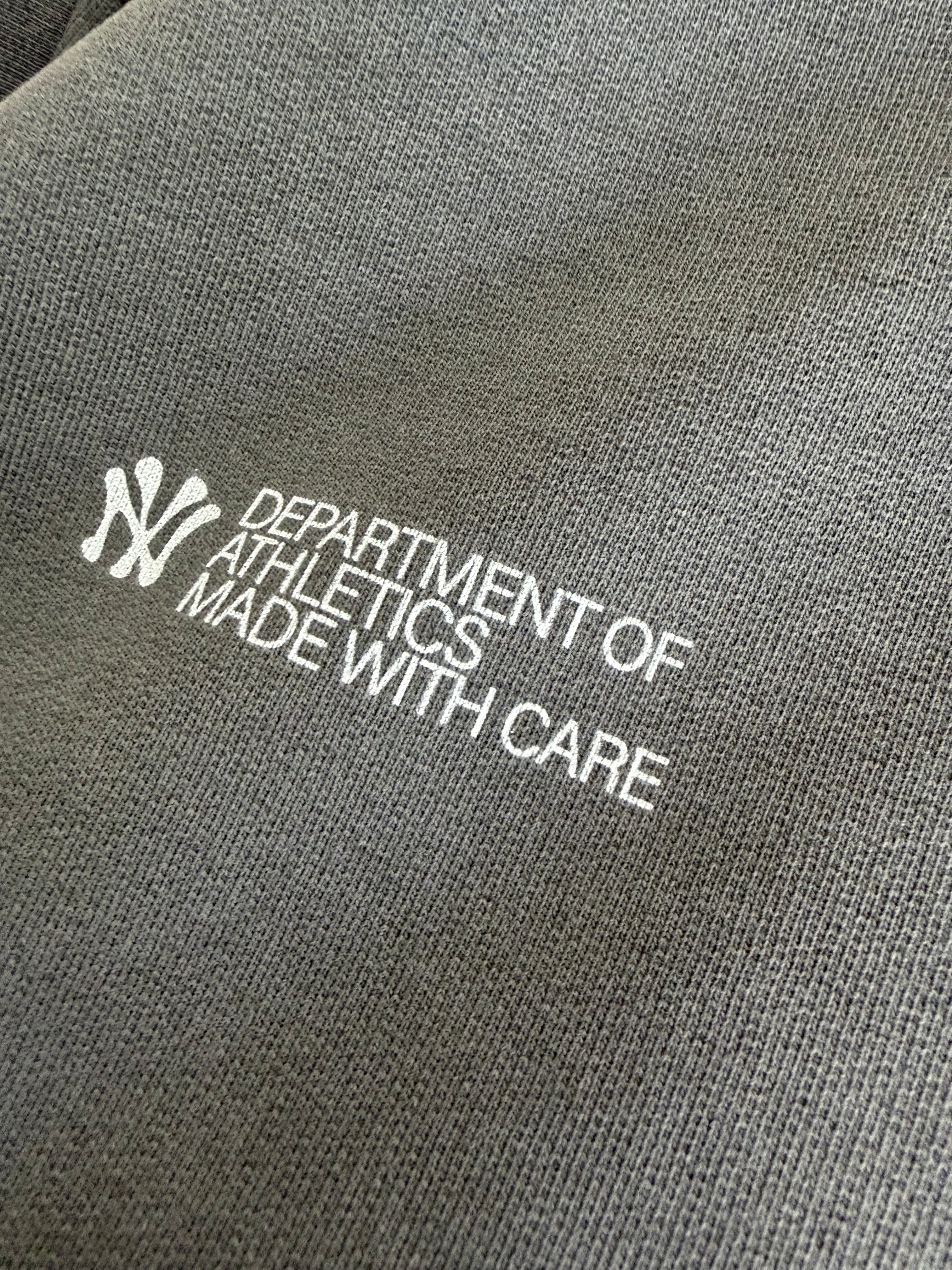 YANKEES WASHED GREY HEAVYWEIGHT HOODIE