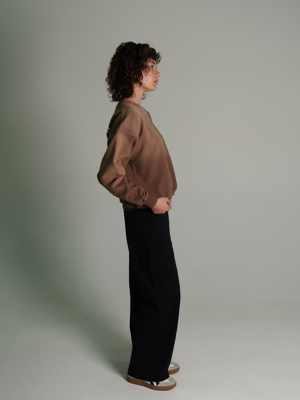 FRIENDS & FAMILY SUNFADE CREWNECK