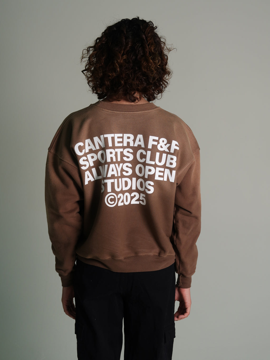 FRIENDS & FAMILY SUNFADE CREWNECK