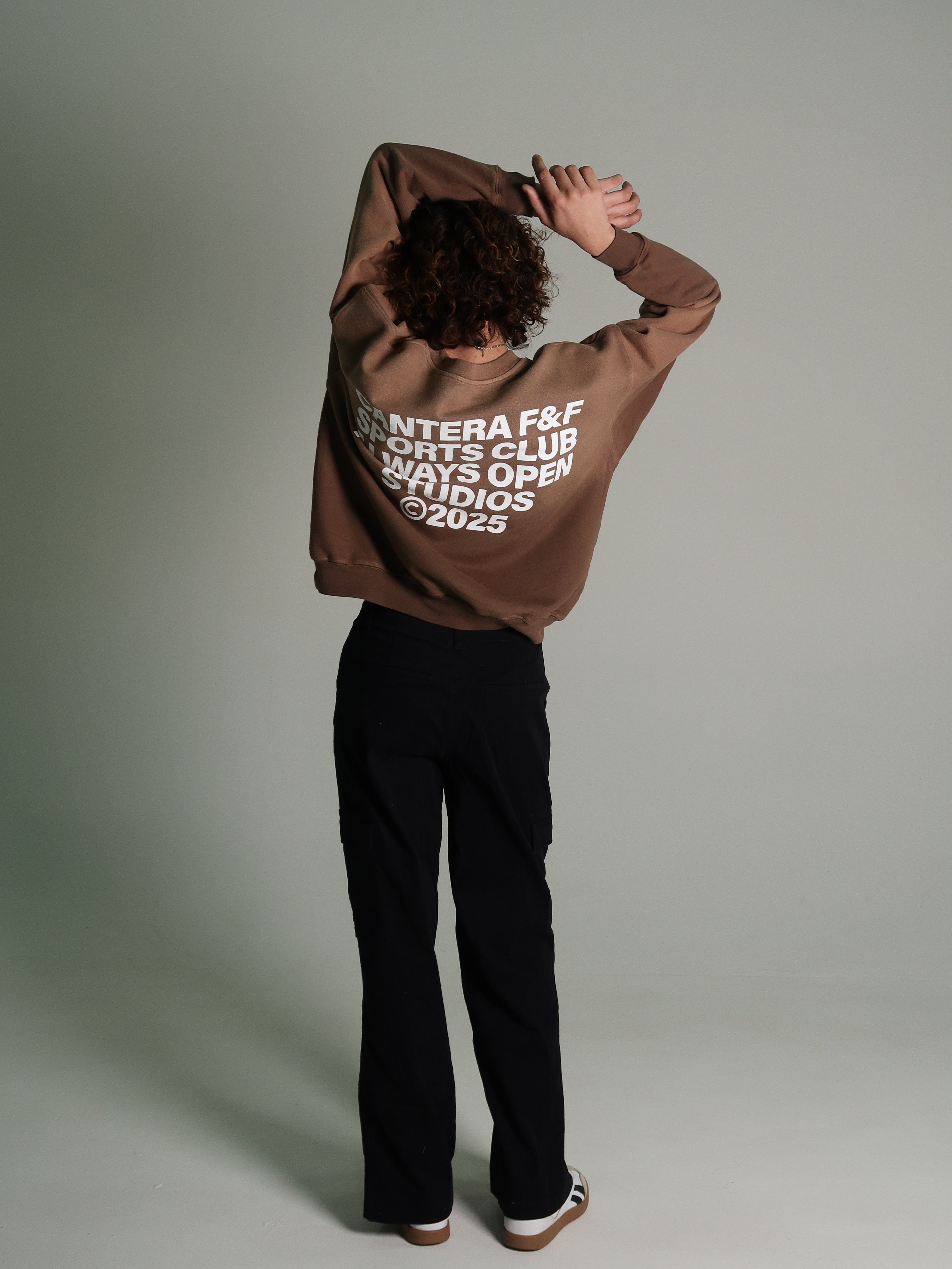 FRIENDS & FAMILY SUNFADE CREWNECK