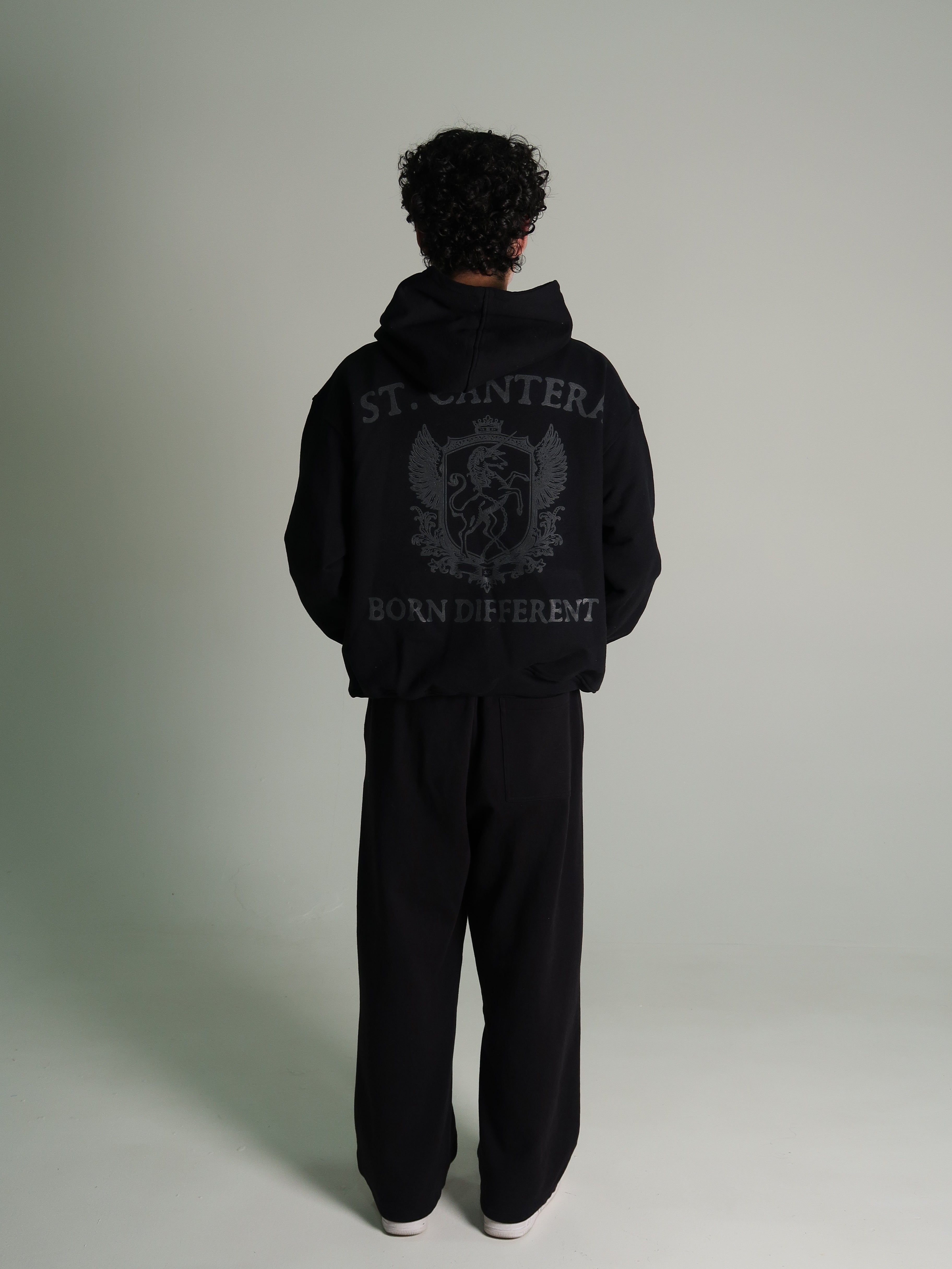 ST. CANTERA BLACK HEAVYWEIGHT HOODIE